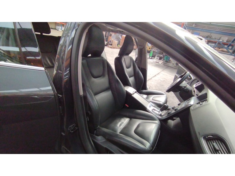 Recambio de asiento delantero derecho para volvo v60 kombi 2.4 diesel cat referencia OEM IAM   