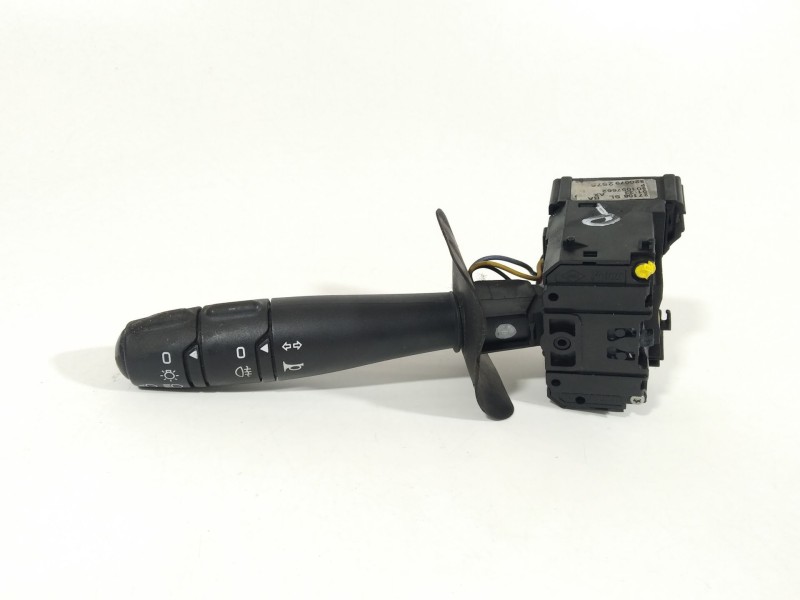 Recambio de mando luces para dacia logan express ambiance referencia OEM IAM 8200792575  