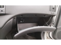 Recambio de guantera para hyundai i30 comfort referencia OEM IAM    2