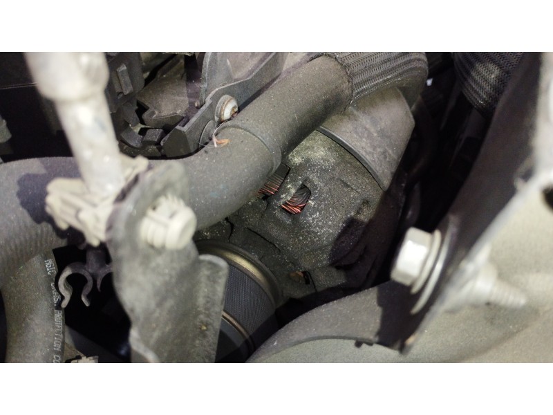 Recambio de alternador para renault grand scenic iii bose edition referencia OEM IAM 231000026R  