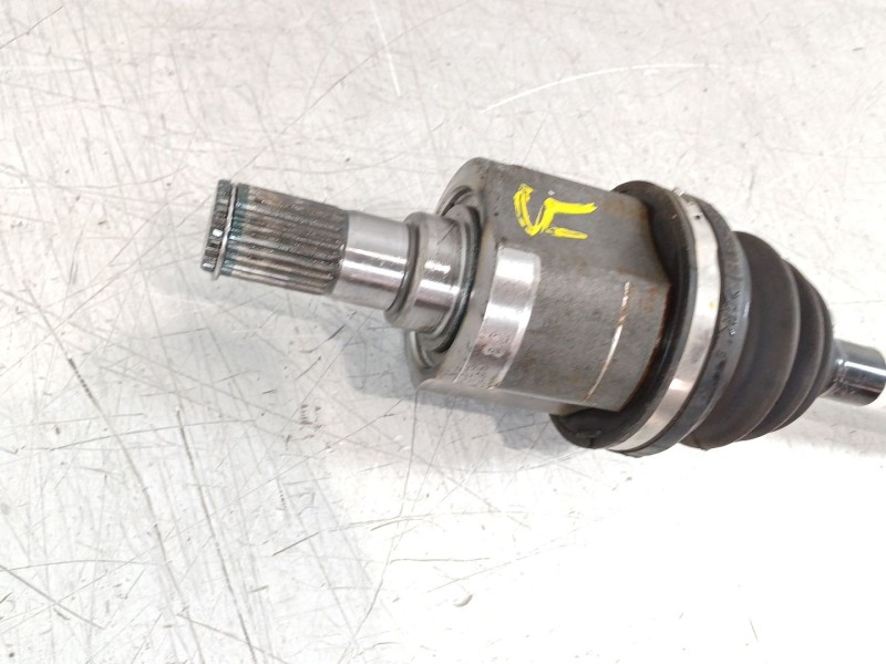 Recambio de transmision delantera izquierda para kia stonic (ybcuv) referencia OEM IAM 49500H8050  