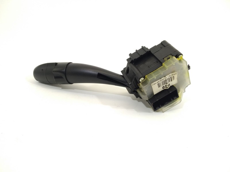 Recambio de mando limpia para kia cee´d emotion referencia OEM IAM 934201H300  