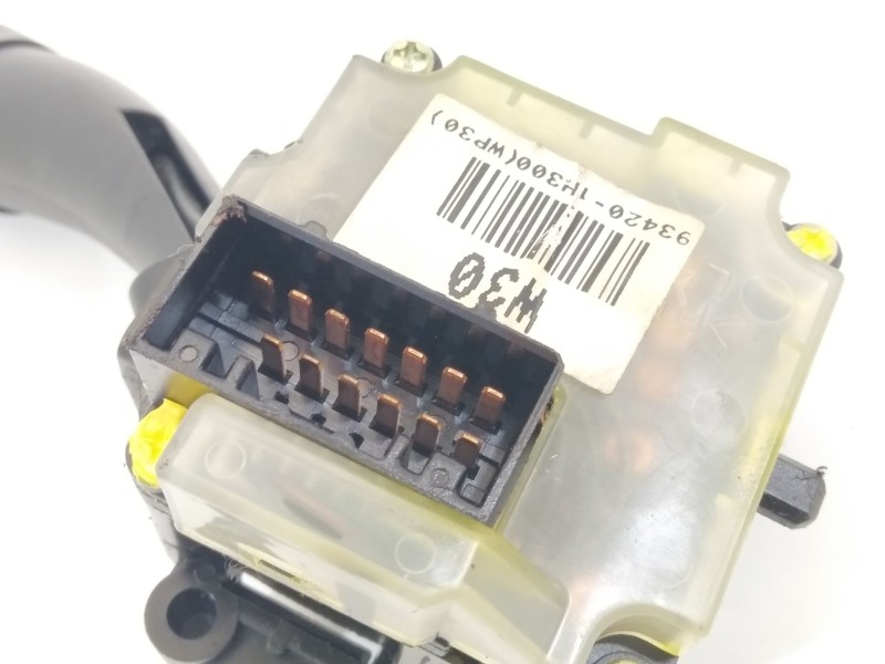 Recambio de mando limpia para kia cee´d emotion referencia OEM IAM 934201H300  