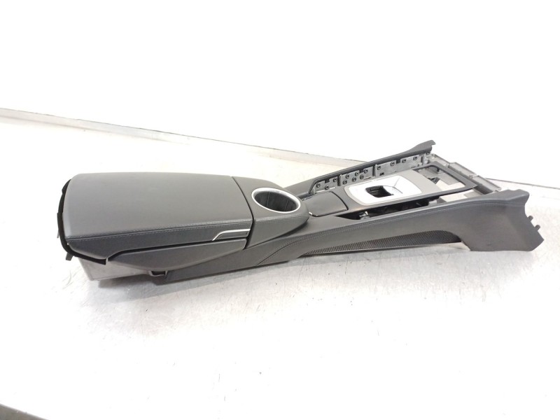 Recambio de apoyabrazos central para porsche panamera diesel referencia OEM IAM 970553111  