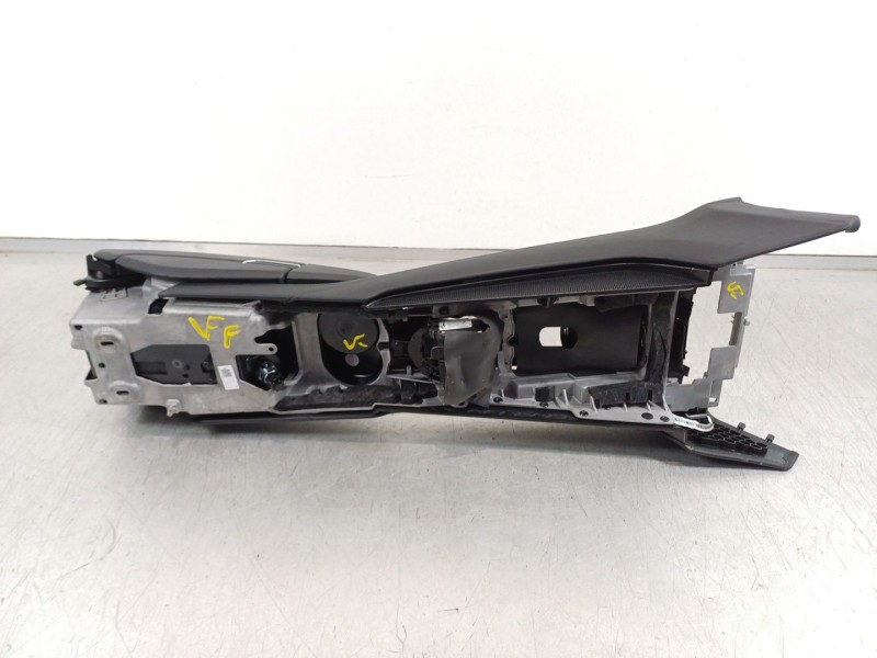 Recambio de apoyabrazos central para porsche panamera diesel referencia OEM IAM 970553111  