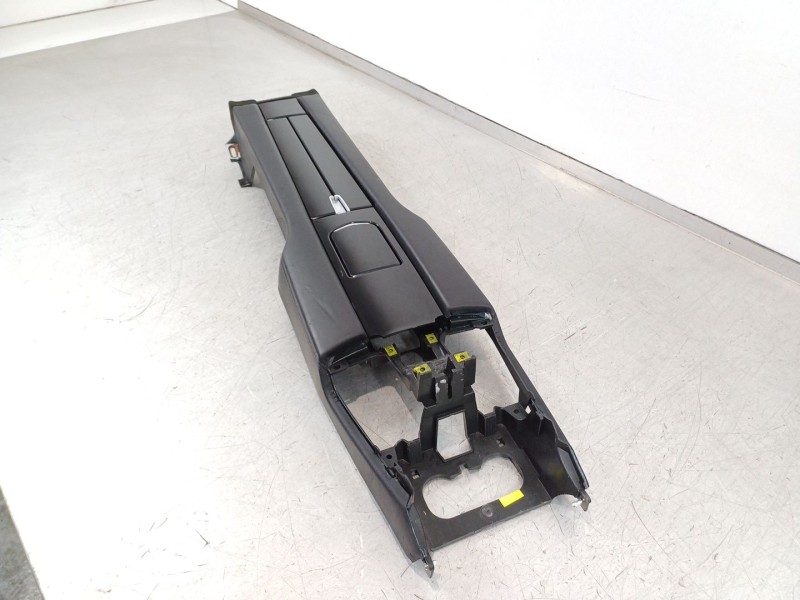 Recambio de apoyabrazos central para porsche panamera diesel referencia OEM IAM 970553411  