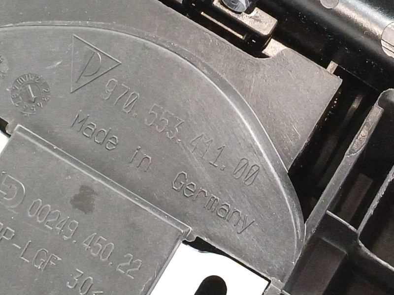 Recambio de apoyabrazos central para porsche panamera diesel referencia OEM IAM 970553411  