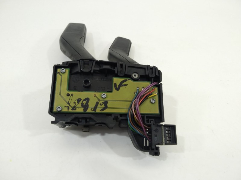 Recambio de mando intermitentes para audi a3 (8p) 2.0 tdi attraction (dpf) referencia OEM IAM 8P0953513  