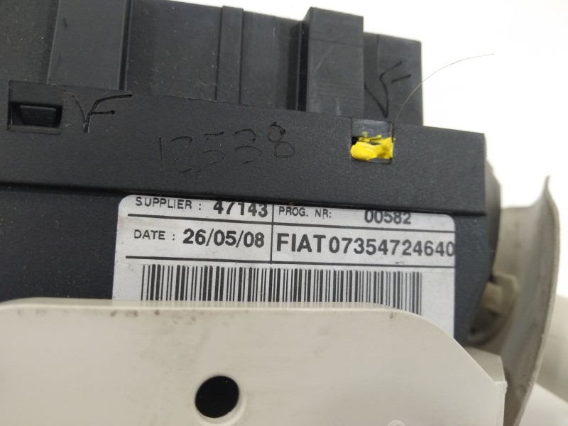 Recambio de mando luces para fiat nuova 500 (150) by diesel referencia OEM IAM 07354724640  