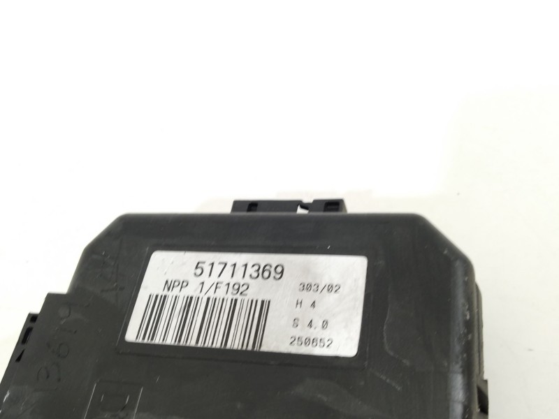 Recambio de modulo electronico para fiat stilo (192_) 1.9 jtd (192_xe1a) referencia OEM IAM 51711369  