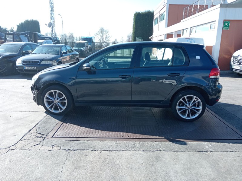 volkswagen golf vi (5k1) del año 2010