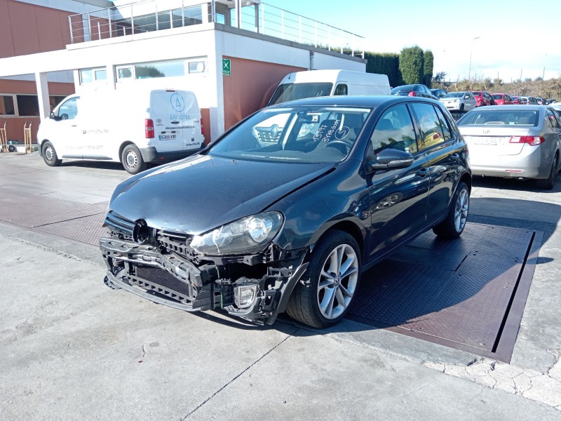 volkswagen golf vi (5k1) del año 2010