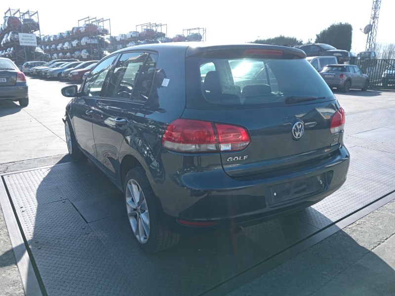 volkswagen golf vi (5k1) del año 2010