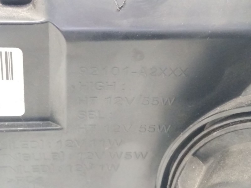 Recambio de faro izquierdo para kia cee´d (jd) 1.6 crdi 136 referencia OEM IAM 92101A2461  