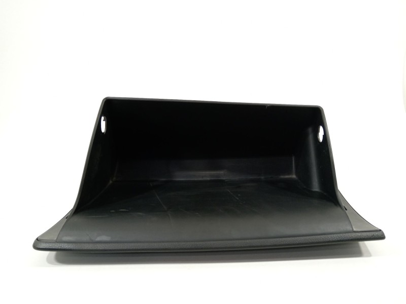 Recambio de guantera para kia stonic (ybcuv) referencia OEM IAM 84510H8000  