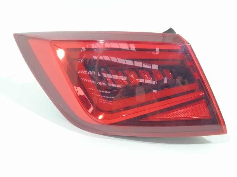 Recambio de piloto trasero izquierdo para seat leon st (5f8) x-perience titan desert 4drive referencia OEM IAM 5F9945207B  