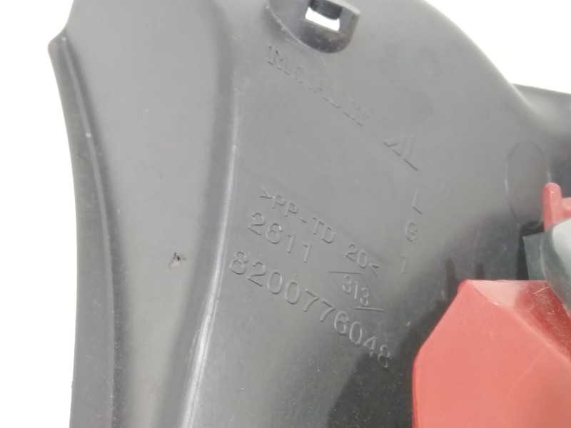 Recambio de piloto trasero izquierdo para renault clio iii authentique referencia OEM IAM 8200886944  