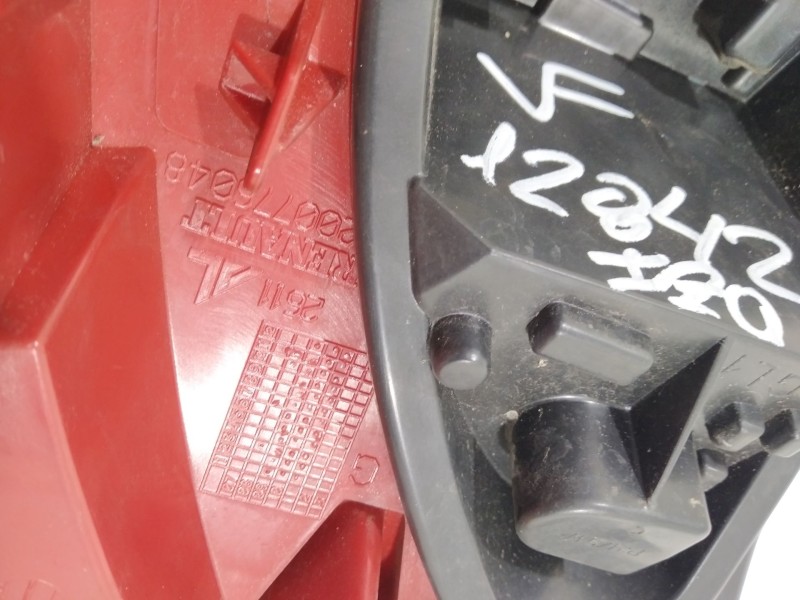 Recambio de piloto trasero izquierdo para renault clio iii authentique referencia OEM IAM 8200886944  