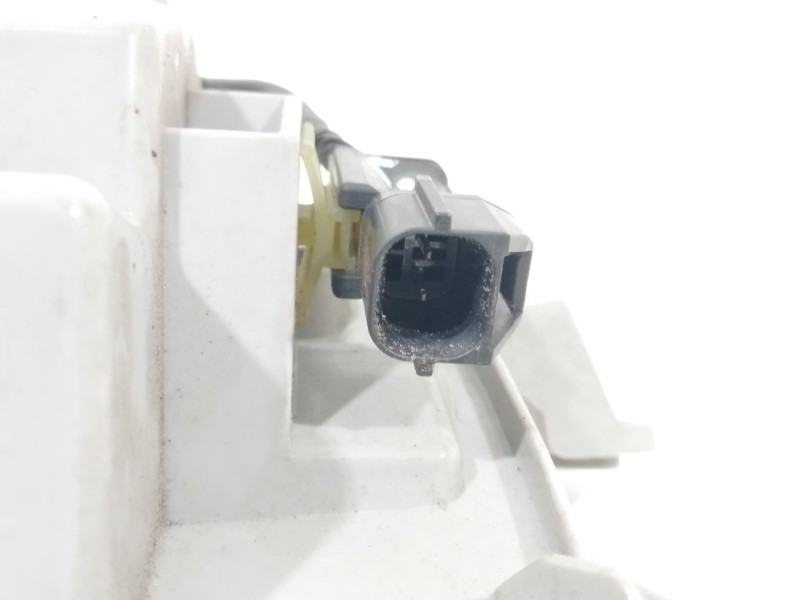 Recambio de piloto trasero derecho paragolpes para kia cee´d (jd) 1.6 crdi 136 referencia OEM IAM 92408A2650  