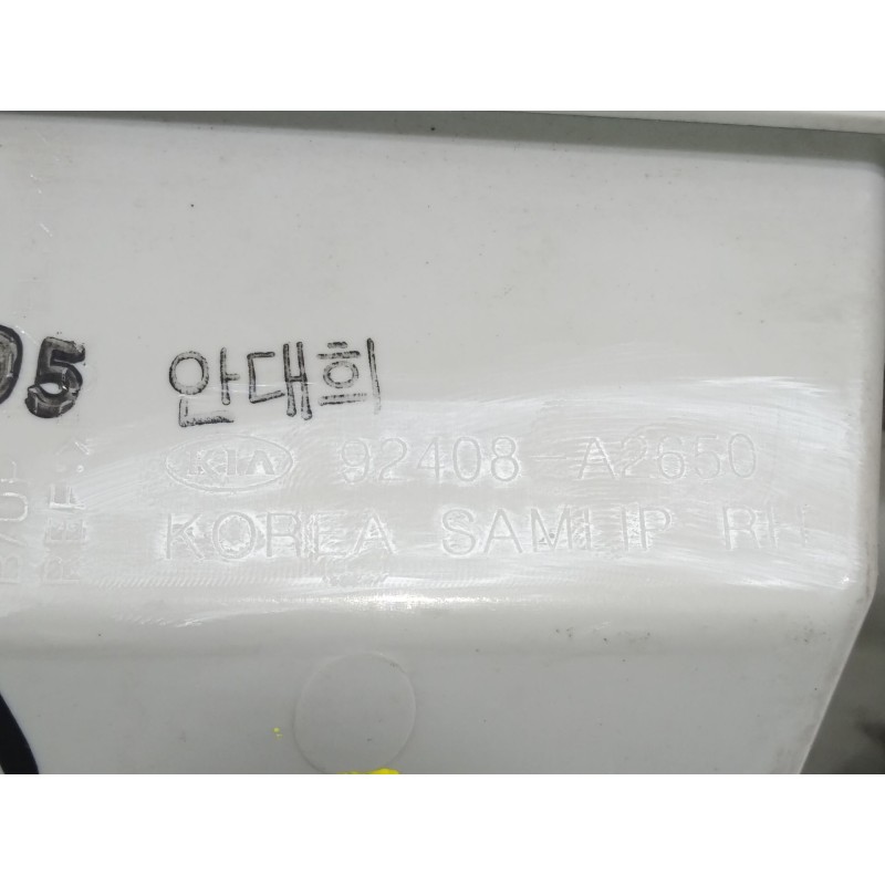 Recambio de piloto trasero derecho paragolpes para kia cee´d (jd) 1.6 crdi 136 referencia OEM IAM 92408A2650  