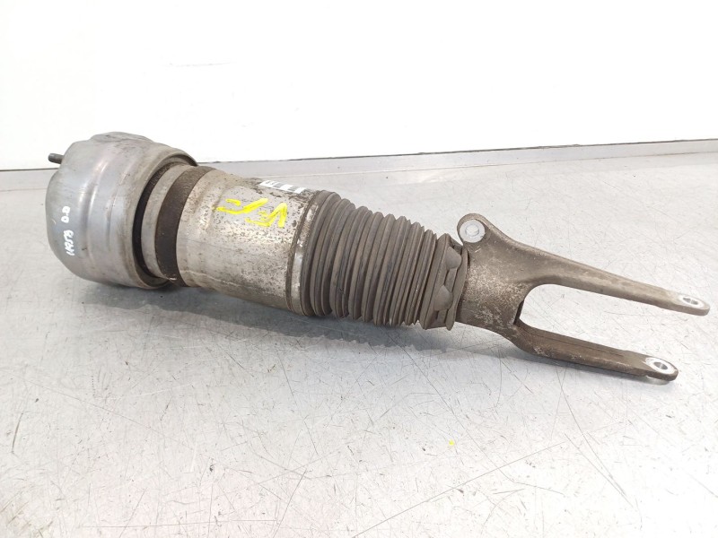 Recambio de amortiguador delantero derecho para porsche panamera diesel referencia OEM IAM 97034305235  