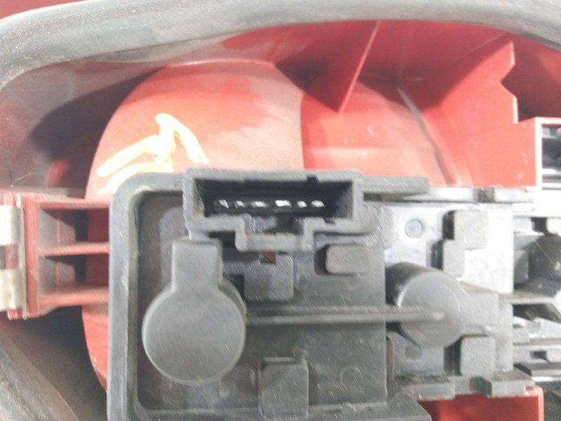 Recambio de piloto trasero izquierdo para citroën xsara picasso (n68) 1.6 referencia OEM IAM 9631564080  