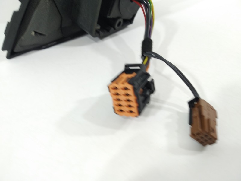 Recambio de retrovisor derecho para peugeot 308 style referencia OEM IAM 98088637XT  