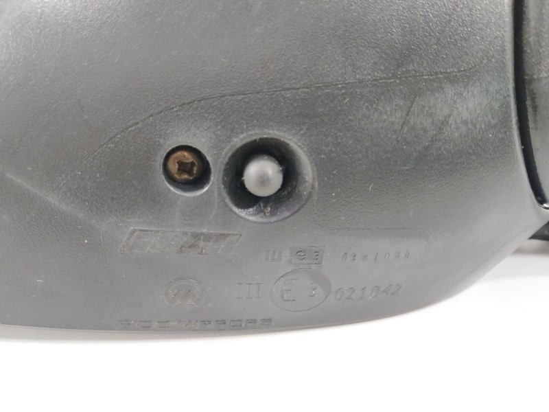 Recambio de retrovisor derecho para fiat bravo (198) 1.6 16v multijet easy (77kw) referencia OEM IAM 735597947  