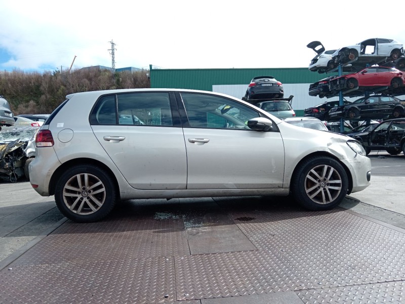volkswagen golf vi (5k1) del año 2009