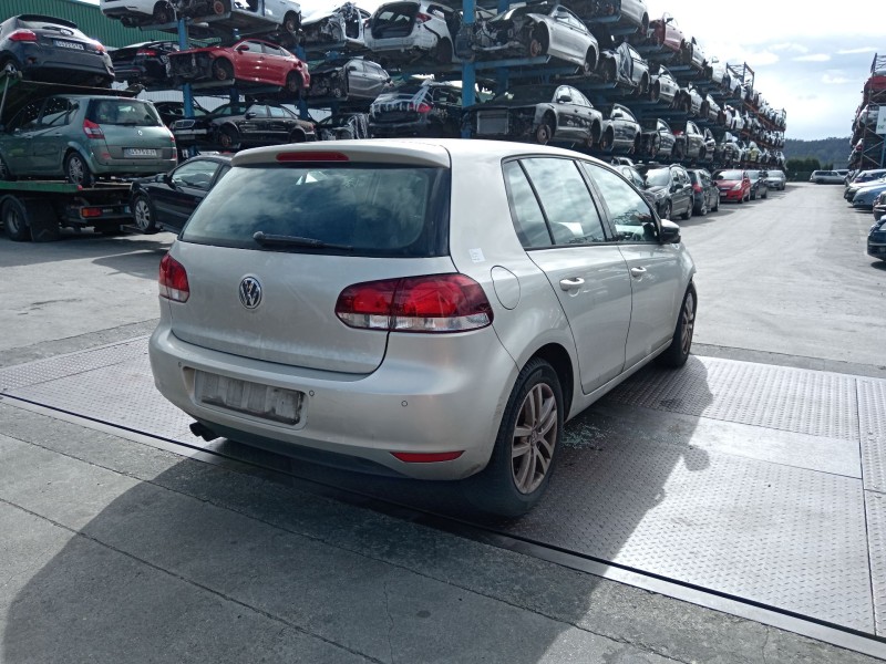 volkswagen golf vi (5k1) del año 2009