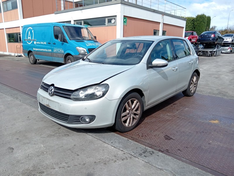 volkswagen golf vi (5k1) del año 2009
