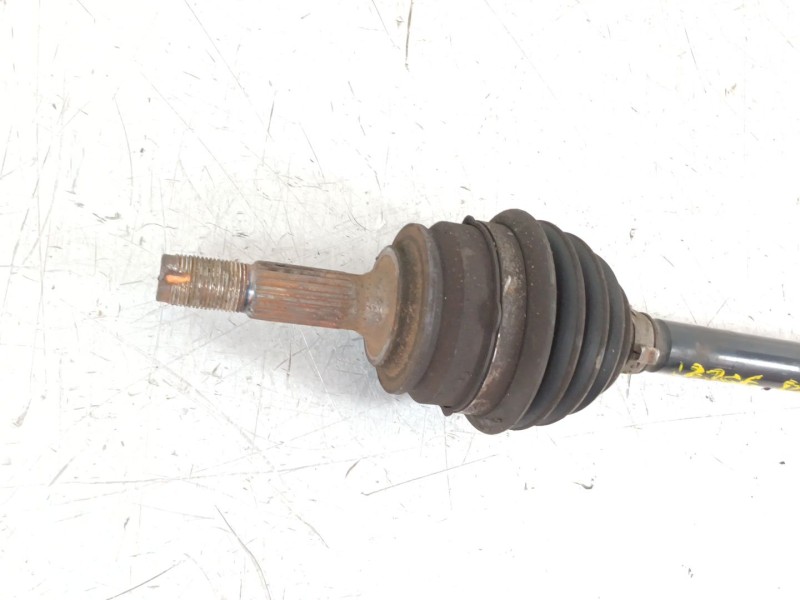 Recambio de transmision delantera izquierda para peugeot 208 i (ca_, cc_) 1.2 vti 82 referencia OEM IAM 9803959580  