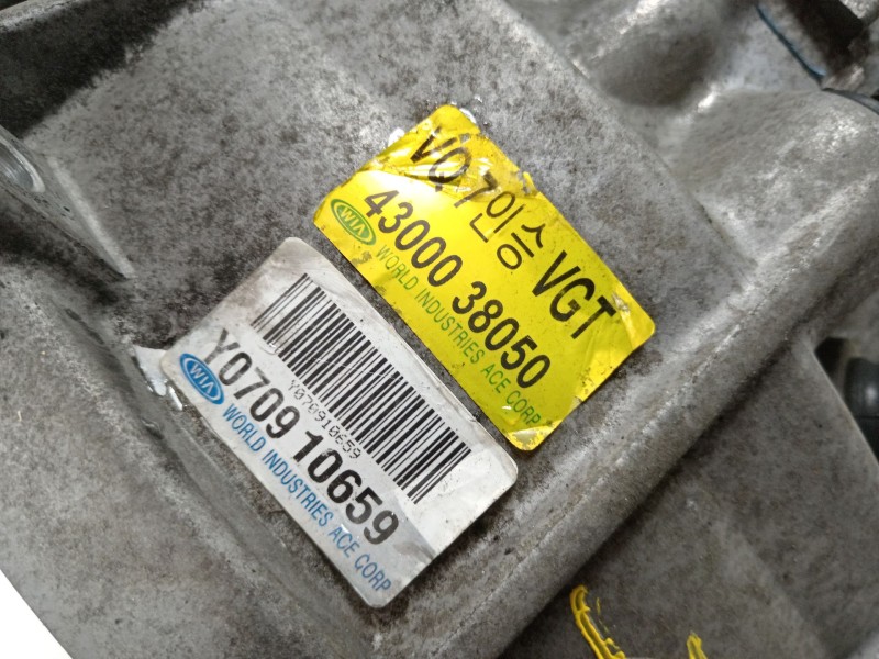 Recambio de caja cambios para kia carnival / grand carnival iii (vq) 2.9 crdi referencia OEM IAM 4300038050  Y070910659