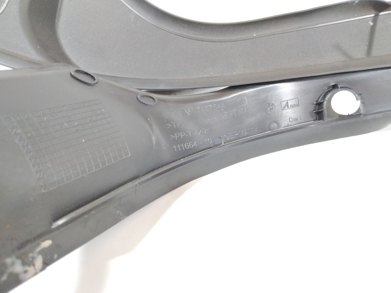 Recambio de moldura para bmw 4 coupé (g22, g82) m4 competition m xdrive referencia OEM IAM 51497487643  51497487644