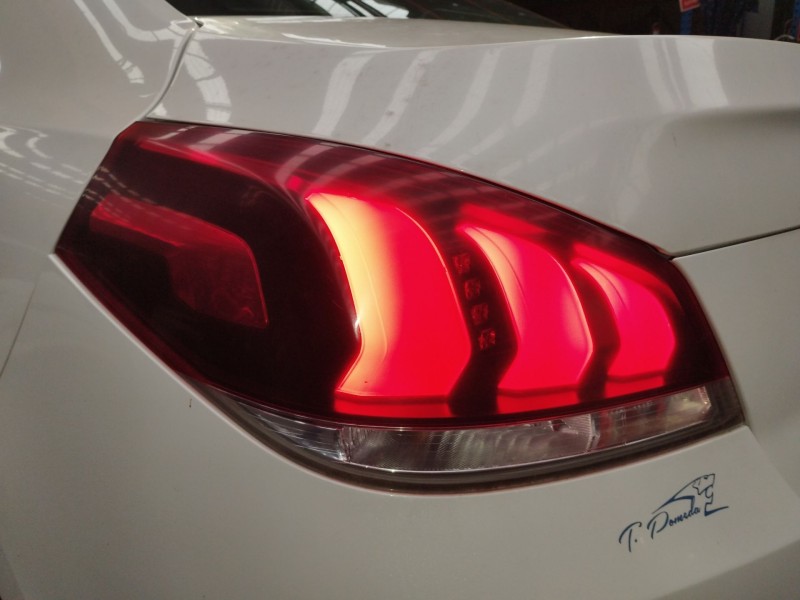 Recambio de piloto trasero izquierdo para peugeot 508 2.0 blue-hdi fap referencia OEM IAM 9807242680  