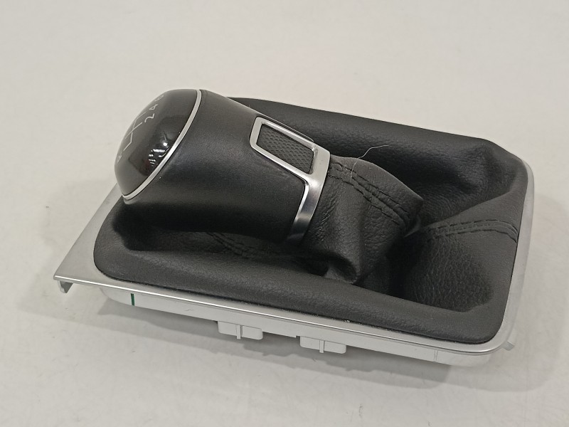 Recambio de pomo palanca cambio para volkswagen cc (358) basis bluemotiontech referencia OEM IAM 3AA711113F  
