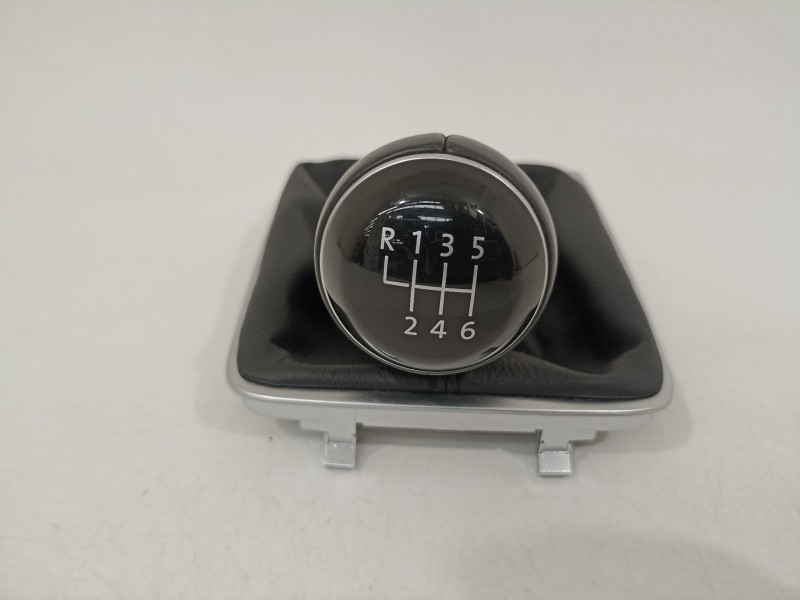Recambio de pomo palanca cambio para volkswagen cc (358) basis bluemotiontech referencia OEM IAM 3AA711113F  