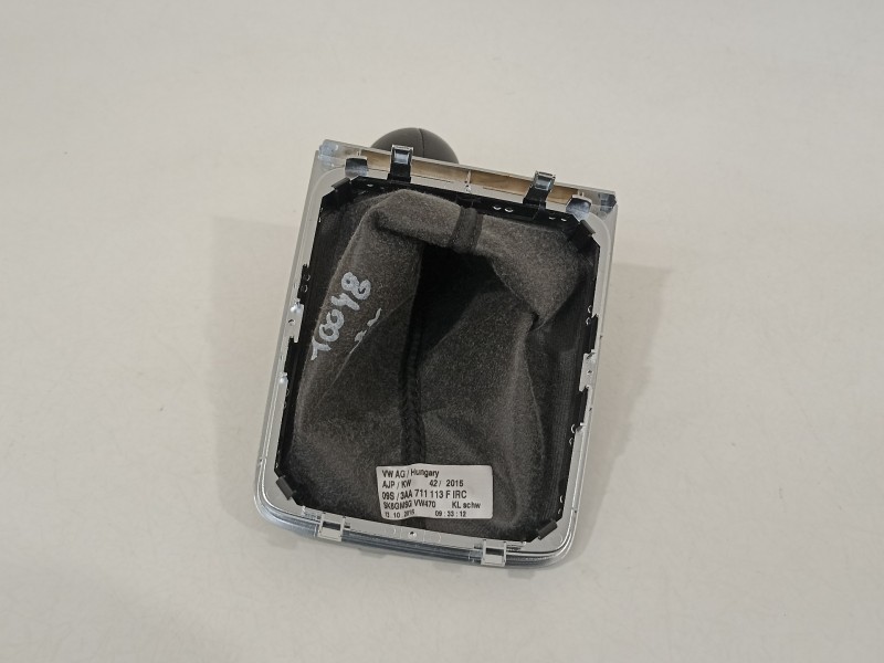 Recambio de pomo palanca cambio para volkswagen cc (358) basis bluemotiontech referencia OEM IAM 3AA711113F  