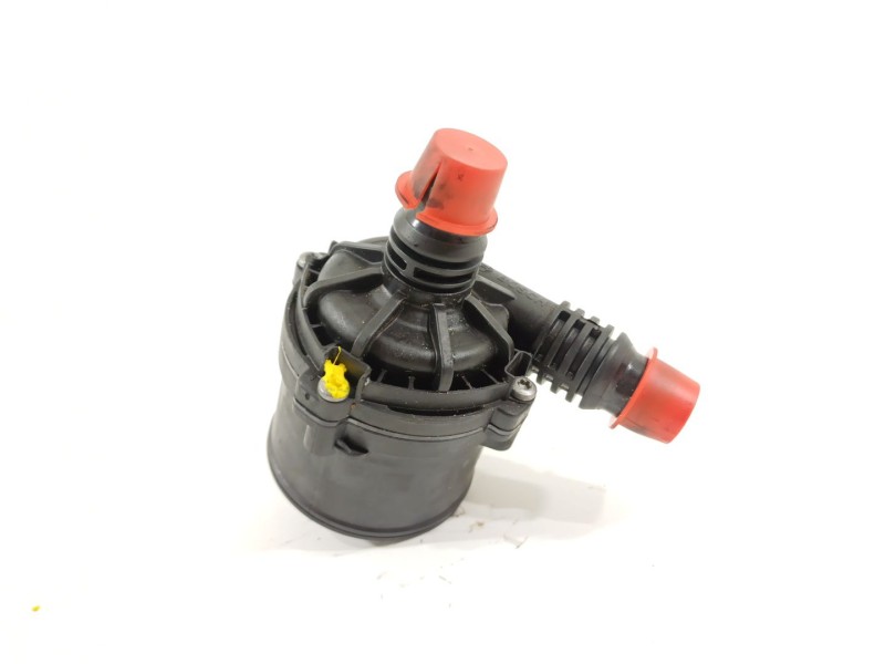 Recambio de bomba agua para bmw 4 coupé (g22, g82) m4 competition m xdrive referencia OEM IAM 64218840614  8840614