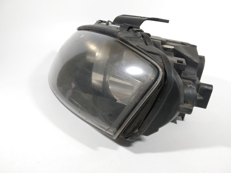 Recambio de faro izquierdo para audi a3 (8p1) 2.0 tdi 16v referencia OEM IAM 8P0941003A  