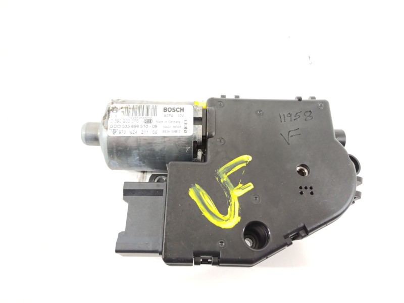Recambio de motor techo electrico para porsche panamera diesel referencia OEM IAM 97062421106  97062421104
