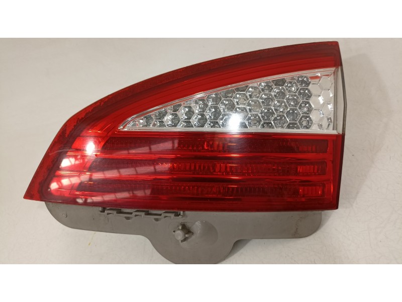 Recambio de piloto trasero derecho para ford mondeo sportbreak (ca2) trend referencia OEM IAM 7S7113A602PF  1486767