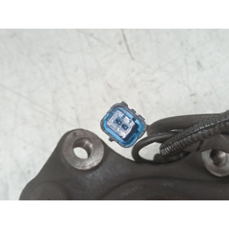 Recambio de mangueta delantera derecha para peugeot 208 i (ca_, cc_) 1.2 vti 82 referencia OEM IAM   