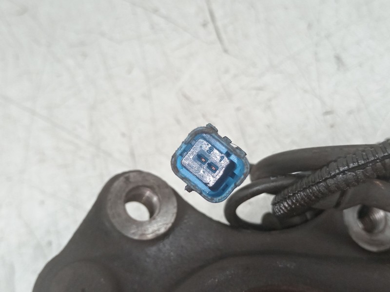 Recambio de mangueta delantera derecha para peugeot 208 i (ca_, cc_) 1.2 vti 82 referencia OEM IAM   