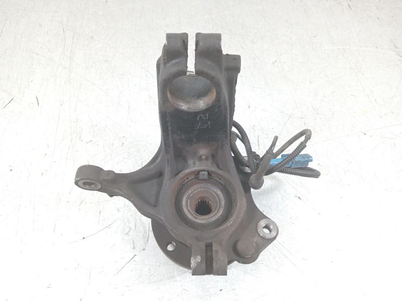 Recambio de mangueta delantera izquierda para peugeot 208 i (ca_, cc_) 1.2 vti 82 referencia OEM IAM   