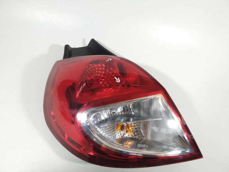 Recambio de piloto trasero izquierdo para renault clio iii exception referencia OEM IAM 8200886944  