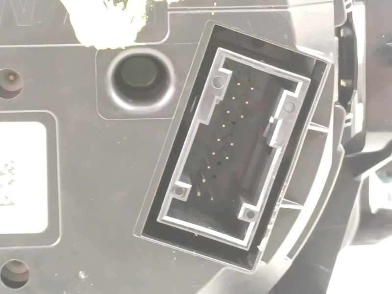 Recambio de cuadro instrumentos para volkswagen crafter kasten (sy) furgón 35 bl ta fwd referencia OEM IAM 7C0920749  