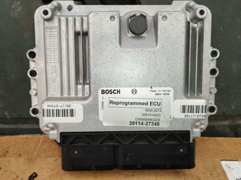 Recambio de centralita motor uce para kia sportage ii (je_, km_) 2.0 crdi 4wd referencia OEM IAM 9311427346 3911727346 028101422