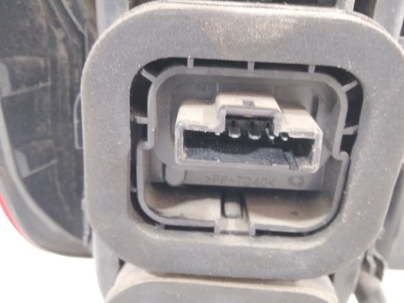 Recambio de piloto trasero derecho para dacia duster ambiance 4x2 referencia OEM IAM 265500033R  