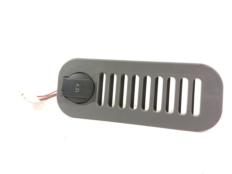 Recambio de moldura para volkswagen crafter kasten (sy) furgón 35 bl ta fwd referencia OEM IAM 7C0867540A  